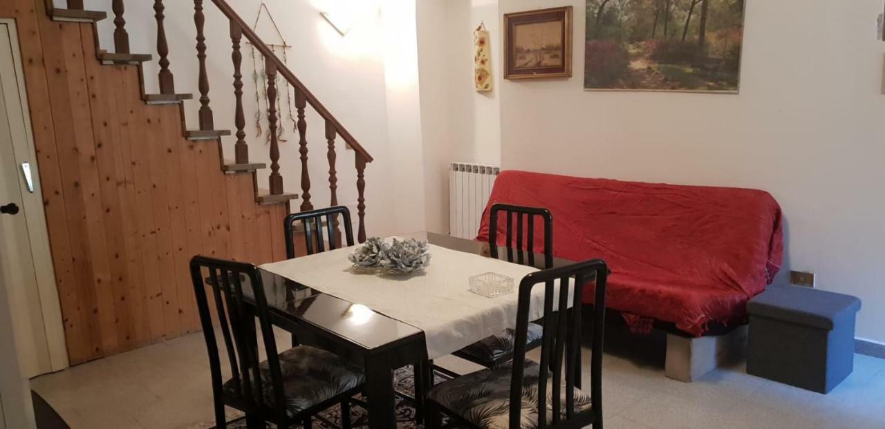 Terrazza Nel Borgo Apartment Santo Stefano di Magra Ngoại thất bức ảnh